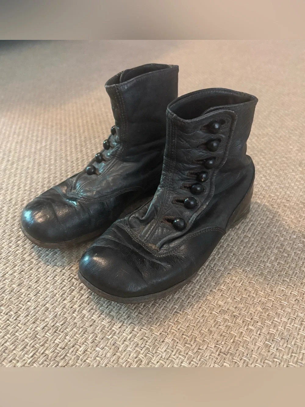 Beautiful Authentic Antique Victorian / Edwardian Children's High Button Boots